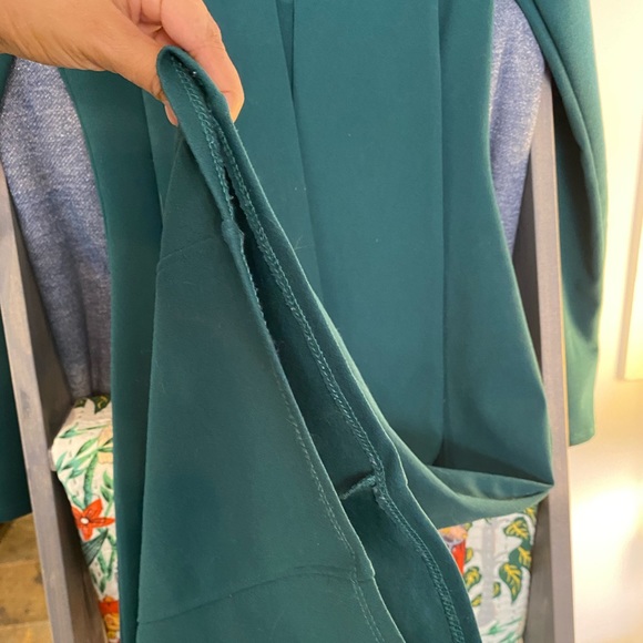 Fashion Nova - Emerald green long-sleeved bodycon dress with choker - Picture 9 of 10